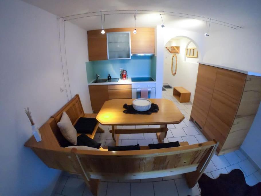 Apartment Private With Parking Spot In The Center
